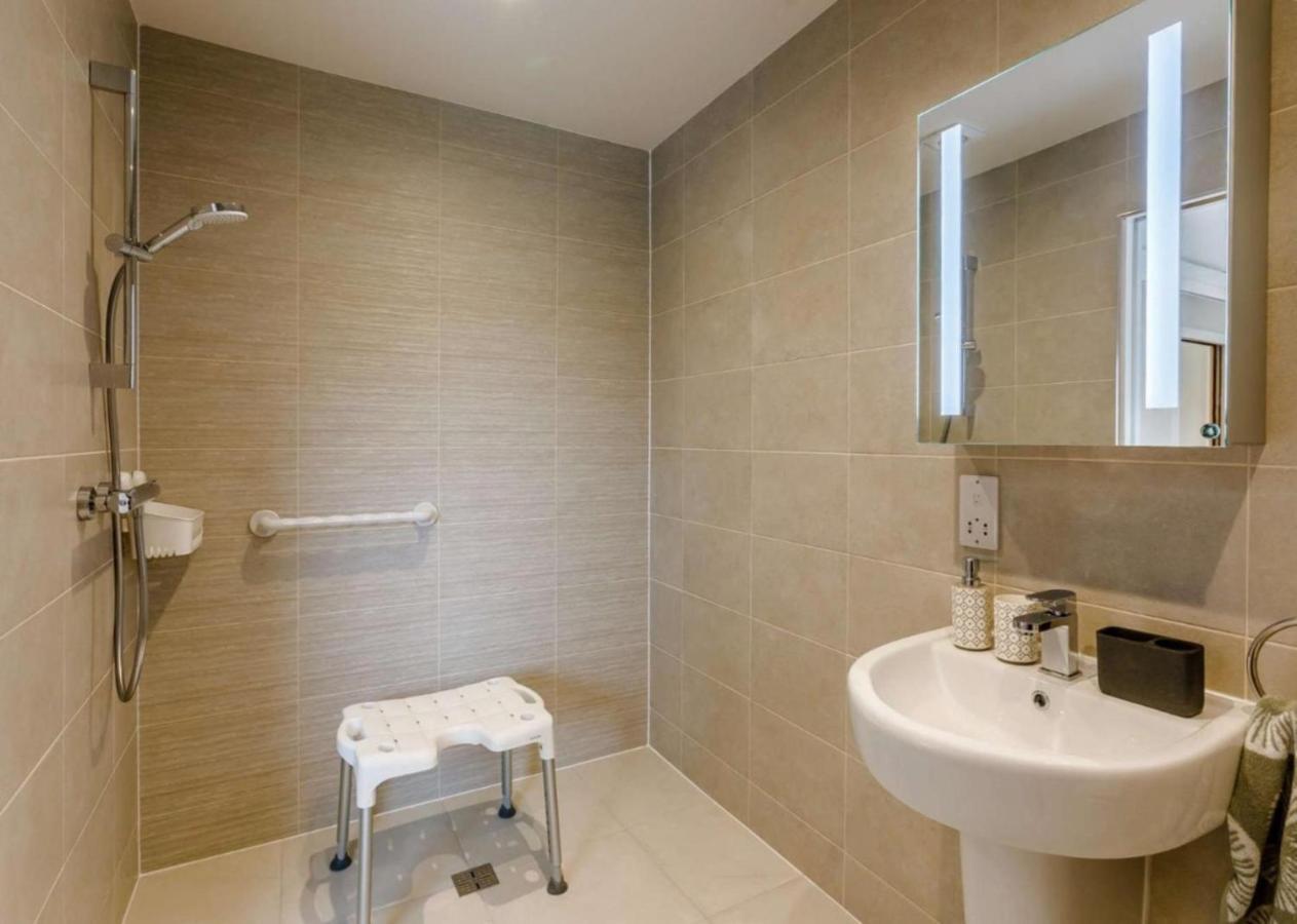 Fawn Cottage Disabled Adapted 3 Bedroom Hot Tub Coughton Extérieur photo
